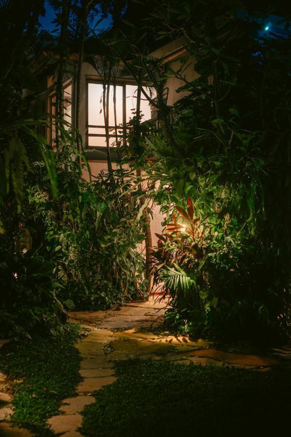 Villa Istimewa Σεμινιάκ Εξωτερικό φωτογραφία
