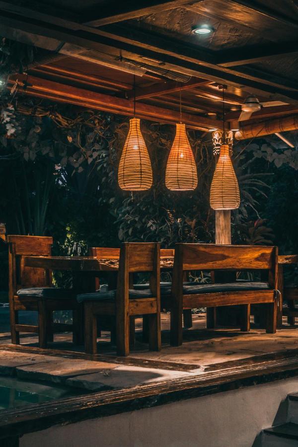 Villa Istimewa Σεμινιάκ Εξωτερικό φωτογραφία